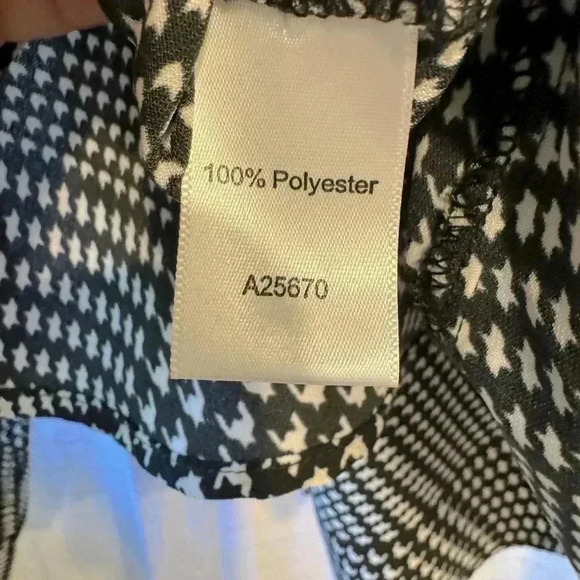 Black and White Women’s Appleseed’s Button Up - Picture 5 of 6